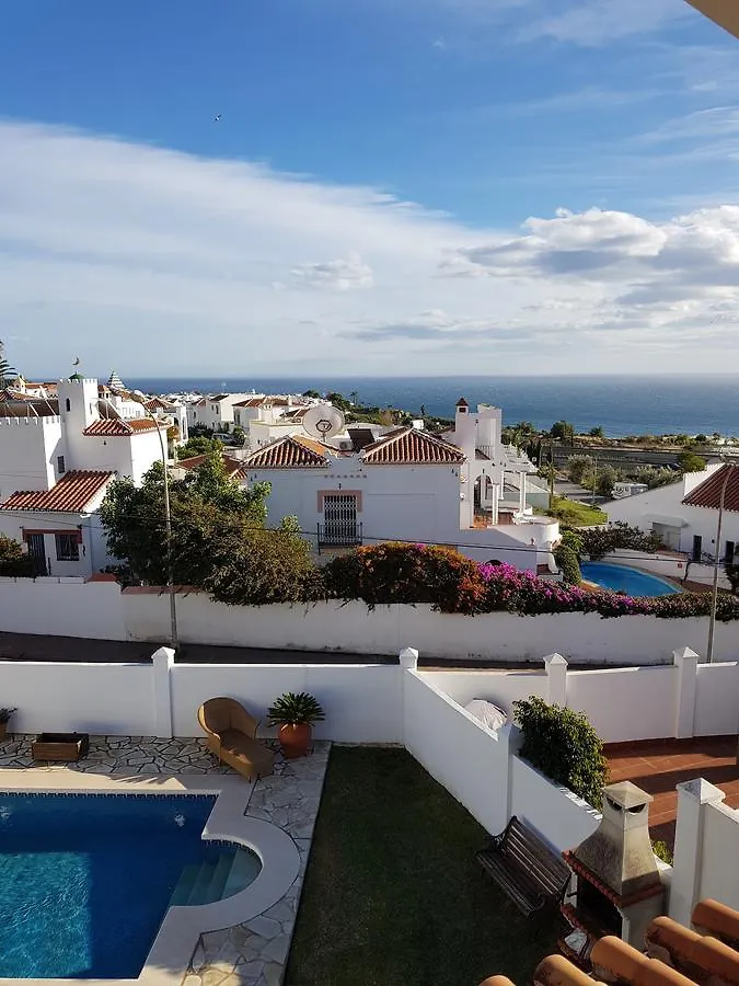 Villa - Zeezicht, Zwembad Nerja 0*,